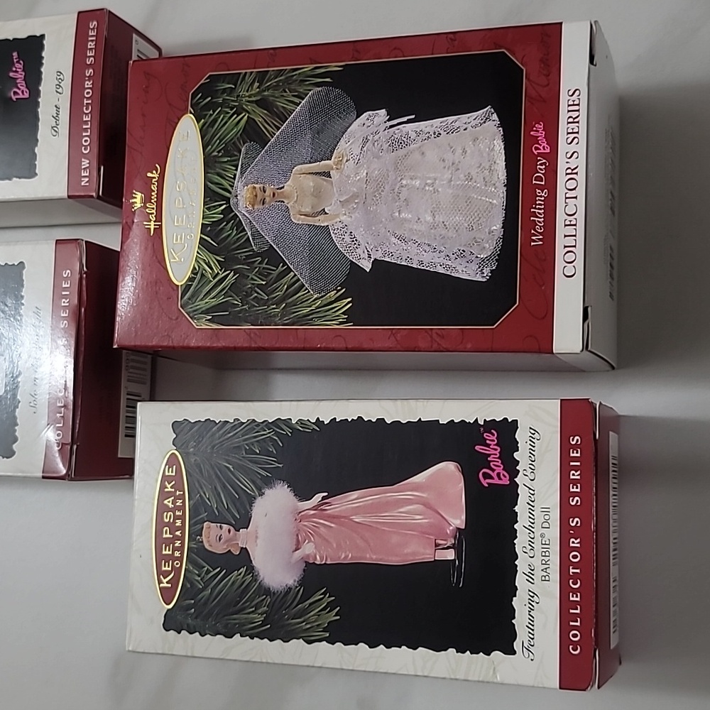 HALLMARK BARBIE ORNAMENTS VINTAGE 90's SET OF FOUR CHRISTMAS HOLIDAY BARBIECORE - Picture 14 of 15